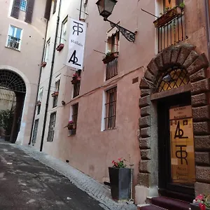 3* Pensión Relais Palazzo Taverna