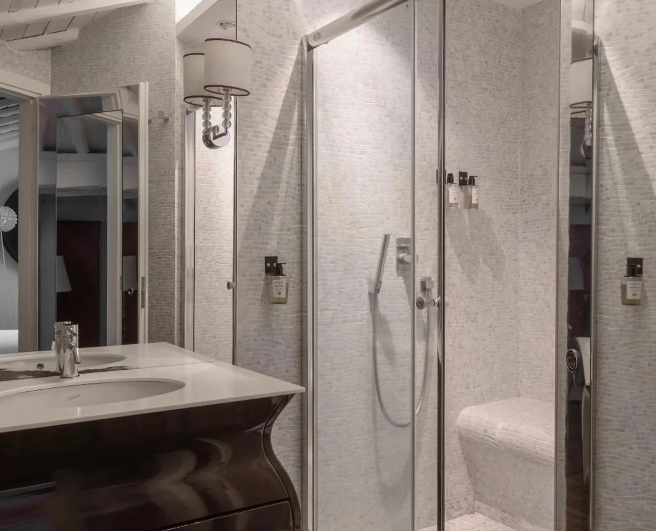 Bdb Rooms Margutta Rome 2*,  Italy